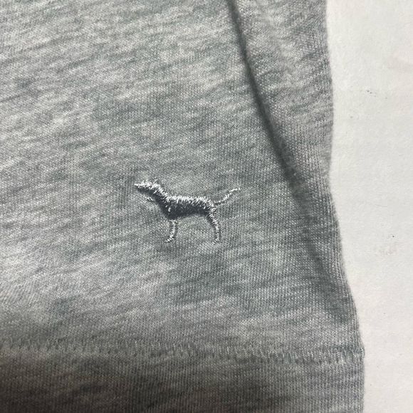 BNWOT Victoria’s Secret PINK Gray knitsequin short sleeve tshirt S PRICE FIRM - Picture 9 of 11